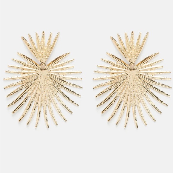 Fashion Nova Heart Of Thorns Earrings - Picture 6 of 7